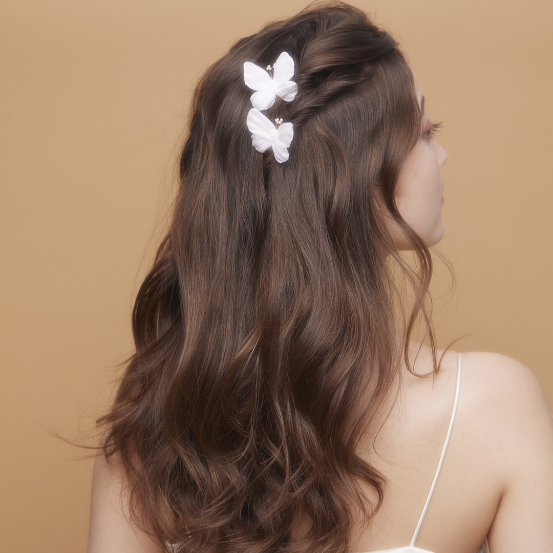 オルガブランカ　orgablanca　カプリピン　KAPURI pin蝶々のヘアアクセサリーです♡